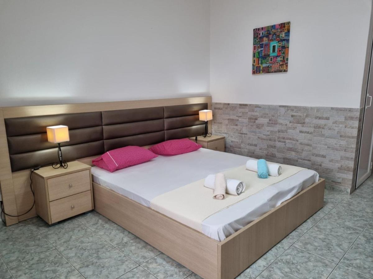 Anna Christina Apartments เมตามอร์โฟซี ภายนอก รูปภาพ