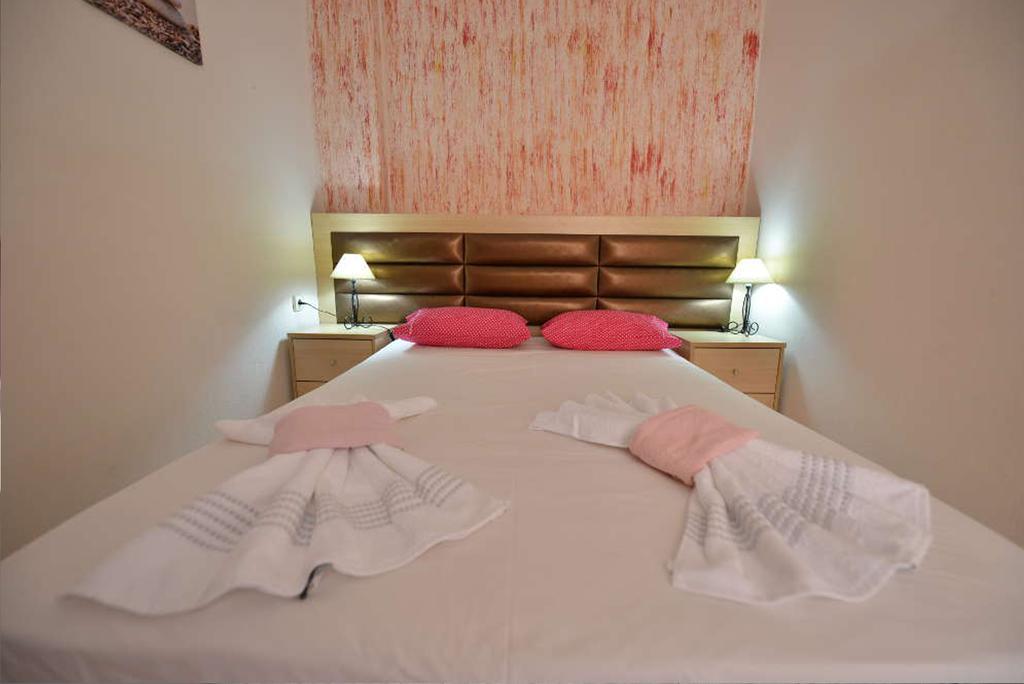 Anna Christina Apartments เมตามอร์โฟซี ภายนอก รูปภาพ